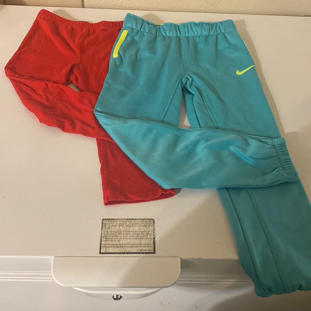 Two pants one is thermal (nike)